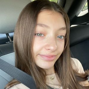 Meet your Posher, Sadie